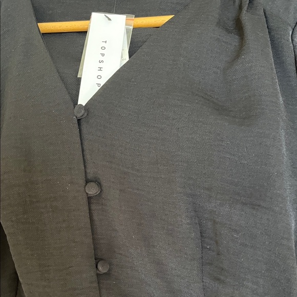 Topshop Black V-Neck Blouse NWT Nordstrom - Picture 6 of 7